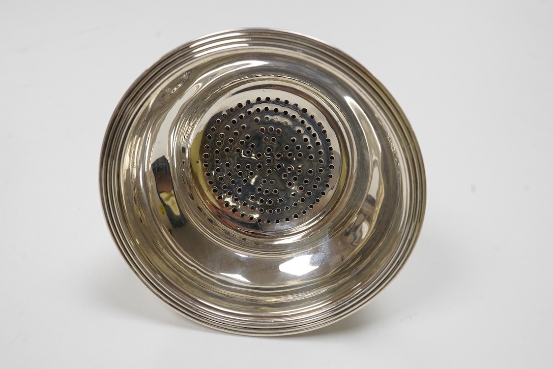 A George III silver wine funnel (a.f.), maker's mark rubbed, London, 1808, 12.8cm, 2.8oz.